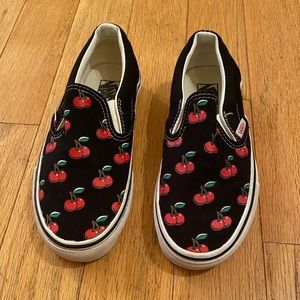 Vans Cherries Slip-On 🍒 Women Size 5 (Men 3.5)